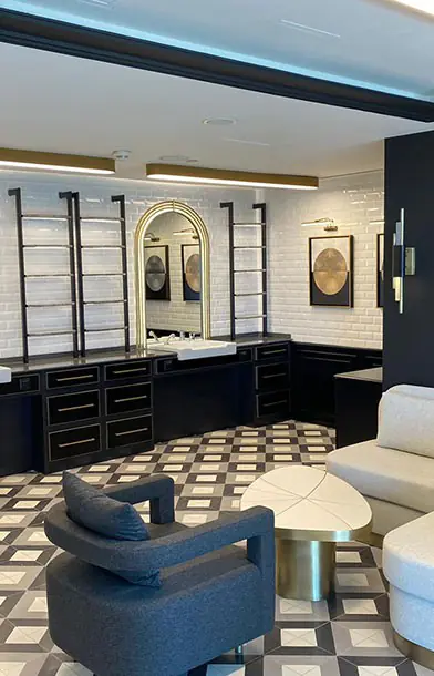 RAFFLES HOTEL HAIRDRESSER